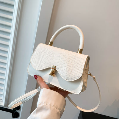 Bolso Bandolera con Patrón de Piel de Serpiente - Image 11