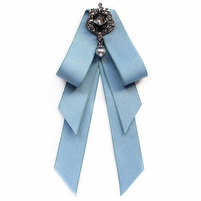Corbata Moño Blanca Estilo Campus para Uniforme Ejecutivo y Azafata - Image 11