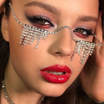 Gafas de Moda con Cristales Brillantes y Flecos - Joyería Europea - Image 9