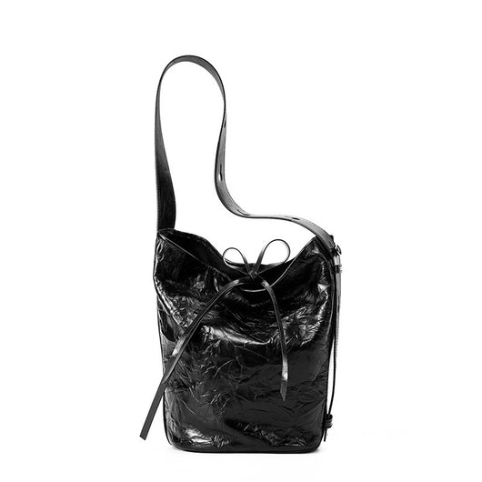 Bolso Bucket de Cuero con Patrón Texturizado y Asa Cruzada - Image 6