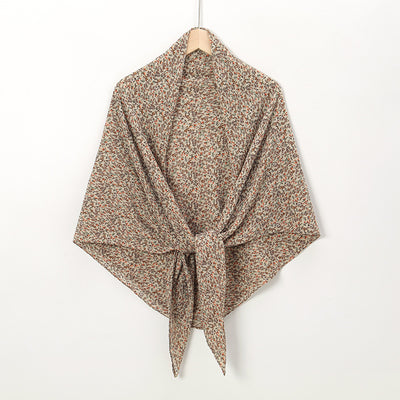 Pañuelo Cuadrado de Gasa Estampado Perla con Pliegues - Image 12