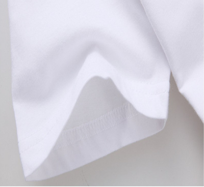 Playera Blanca Versátil de Manga Corta para Hombre - Image 4