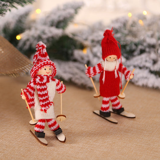 Muñeco Esquiador Navideño de Madera Artesanal - Image 8