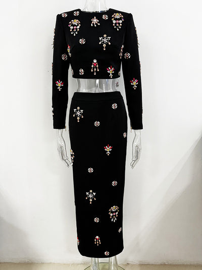 Conjunto Dos Piezas: Top Corto con Incrustaciones de Diamantes y Falda Larga - Image 43
