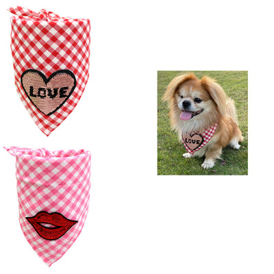 Toalla Triangular para Mascotas Día de San Valentín