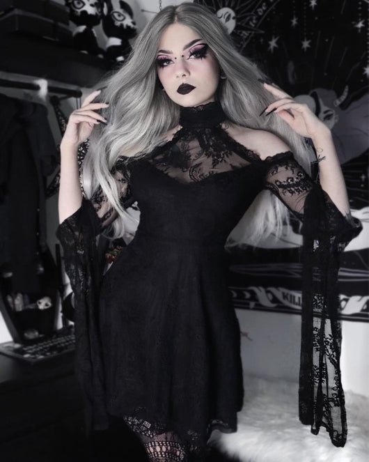 Vestido de Encaje Gótico con Paneles Oscuros - Image 6
