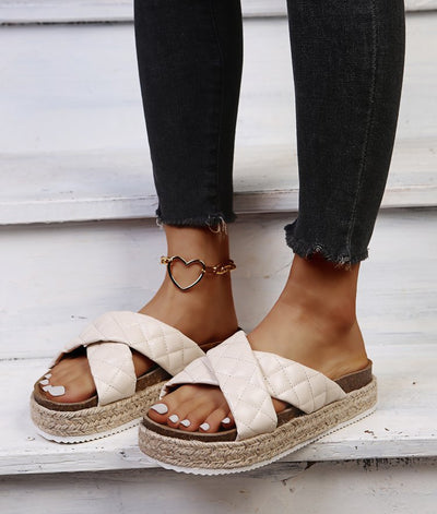 Sandalias Plataforma con Tiras Cruzadas para Mujer - Cómodas y Versátiles - Image 9