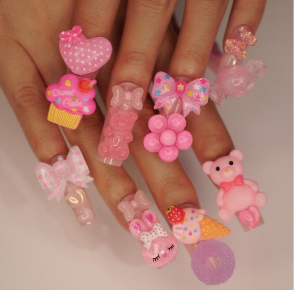 Uñas Postizas Decoradas con Diseño Spot Drill - Manicura Lista para Usar