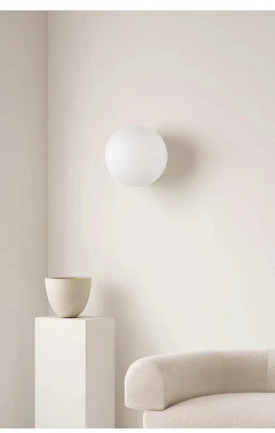 Lámpara de Pared Minimalista de Diseño en Vidrio Esférico - Image 17