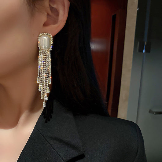 Aretes Largos de Perlas y Diamantes Completos con Borlas Exageradas
