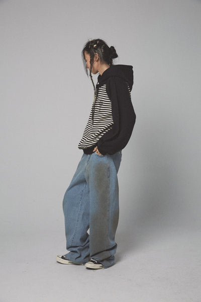 Sudadera con Capucha Falsa Dos Piezas Bordada Oversize - Image 8