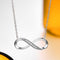 Collar de Plata Esterlina para Mujer con Diseño de 8 Caracteres