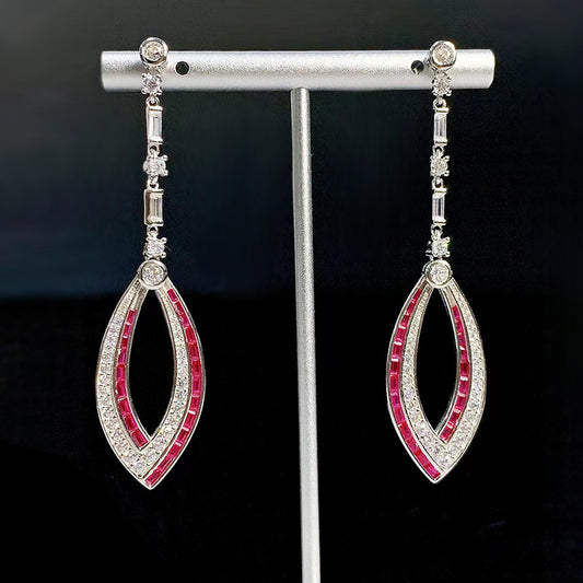 Aretes Hueco con Borla Larga para Mujer - Image 2