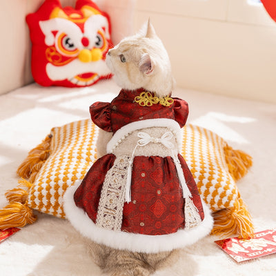 Elegante Qipao Festivo para Mascotas - Vestido Rojo Año Nuevo Chino con Encaje y Pelaje Sintético - Image 12