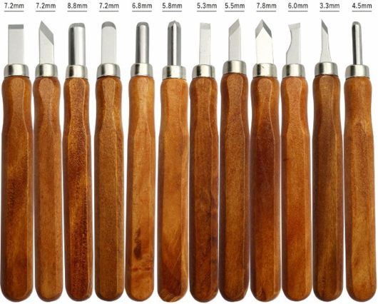 Set de 6 Cuchillos de Tallado en Madera Hechos a Mano con Mangos de Caoba - Image 8