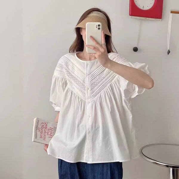 Blusa Clásica de Encaje Cuello Redondo Manga Corta