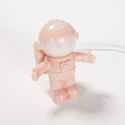 Luz Nocturna USB Astronauta Miniatura para Mesita de Noche - Image 9