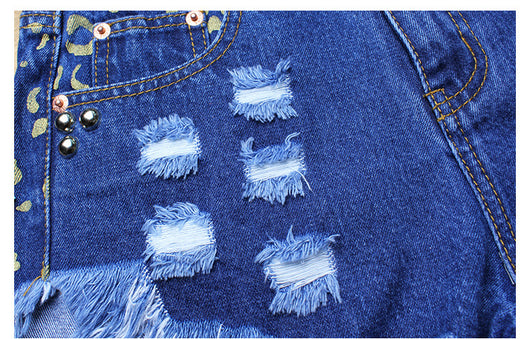 Shorts Denim Rotos Cintura Alta con Remaches y Estampado - Image 17