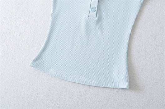 Playera Cuello V Ajustada de Manga Corta - Diseño Moderno y Favorecedor - Image 43