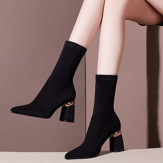 Botas Tobilleras de Tacón Alto con Punta Afilada y Detalles en Strass - Image 7