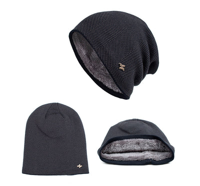 Gorro de Lana Tejido con Etiqueta Iron Label - Calidez y Estilo - Image 5
