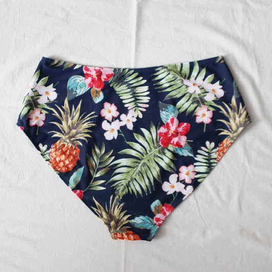 Traje de Baño Estampado con Cintura Alta, Volantes y Abertura Lateral - Image 15