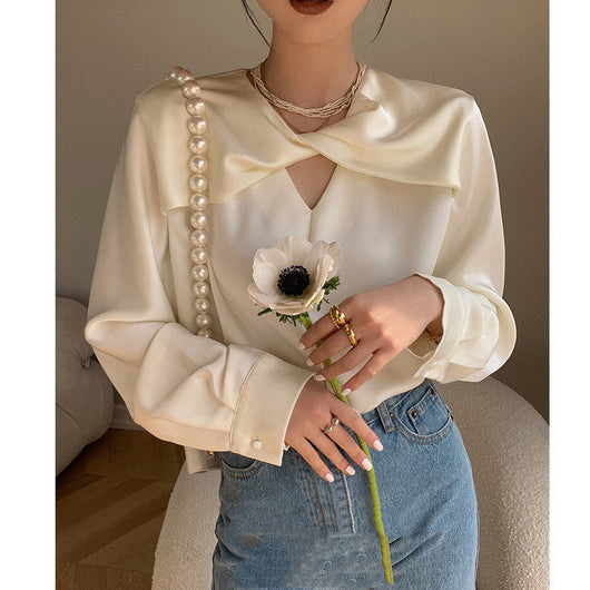 Blusa Diseño Minimalista con Detalle Calado Versátil - Image 7