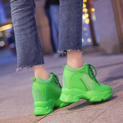 Zapatillas Deportivas Papá Elevadas de Boca Baja en Trifle - Image 11
