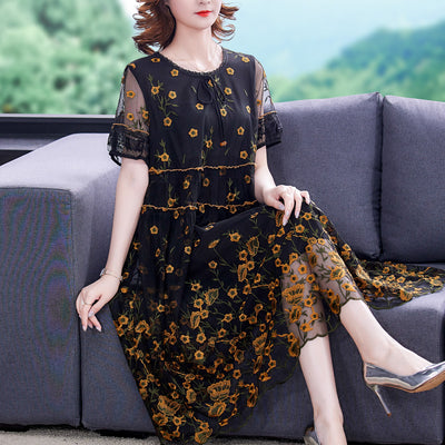 Vestido Elegante Dama Ancho con Bordado en Tul y Flores - Image 8
