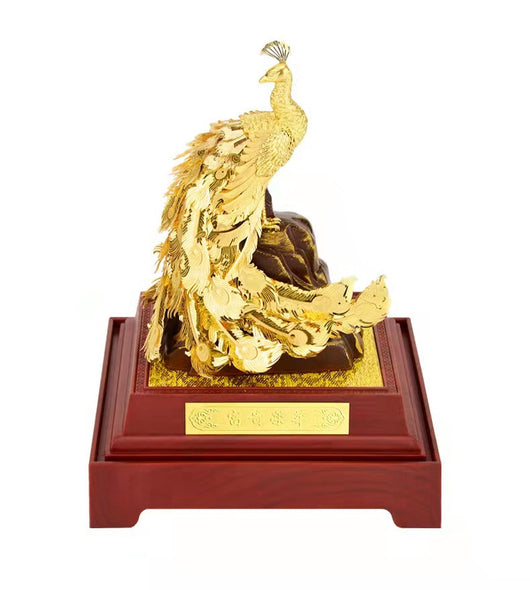 Ornamento de Resina Pavo Real con Dorado - Artesanía Decorativa