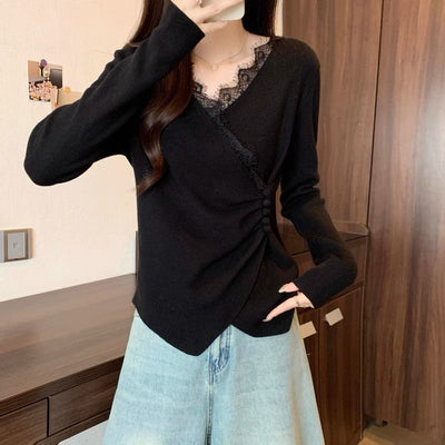 Blusa Manga Larga con Encaje Irregular y Escote en V - Image 30