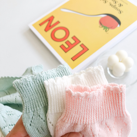 Cardigan Tejido para Niña con Detalles Calados y Manga Larga - Image 16