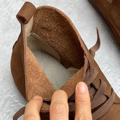 Botas Artesanales de Cuero Gamuza con Suela Flexible y Cierre Elástico - Image 9