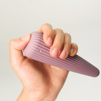 Vibrador Compacto de Silicona para Mujeres para uso en Ecuador - Image 5