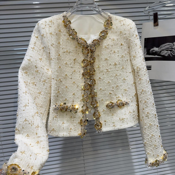 Abrigo Tweed Corto Lujo con Detalles de Flores y Perlas
