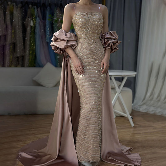Vestido de Fiesta Elegante con Cuentas y Cola de Sirena en Rosa Seco - Image 2
