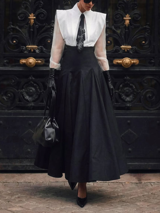 Conjunto Elegante: Camisa Oversized Blanco y Negro + Falda Maxi Cintura Alta