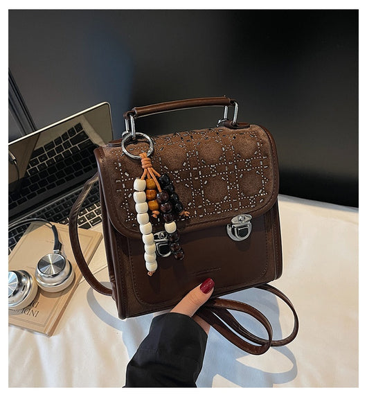 Bolsa Mensajera Cuadrada Texturizada para Mujer - Compacta y Versátil - Image 13