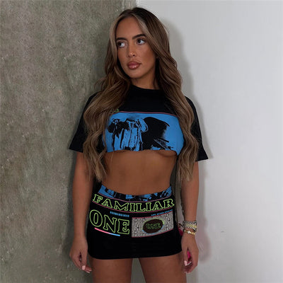 Conjunto Estampado Crop Top Suelto y Falda Cintura Alta Envolvente - Image 7
