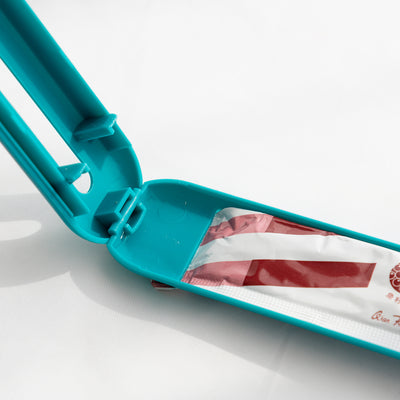Cucharilla Exprimible para Alimentar Mascotas - Dispensador de Snacks para Gatos y Perros - Image 9
