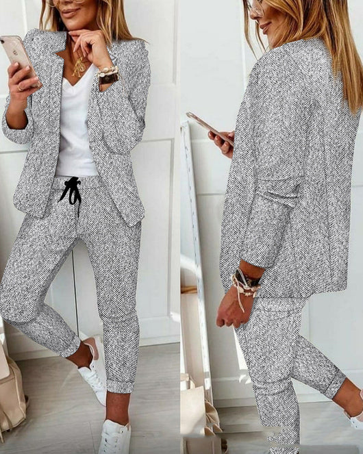Traje Dos Piezas Mujer con Estampado y Contraste de Colores - Image 3