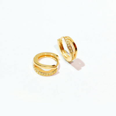 Aretes de Plata Esterlina con Acabado Dorado - Diseño Moderno y Versátil - Image 5
