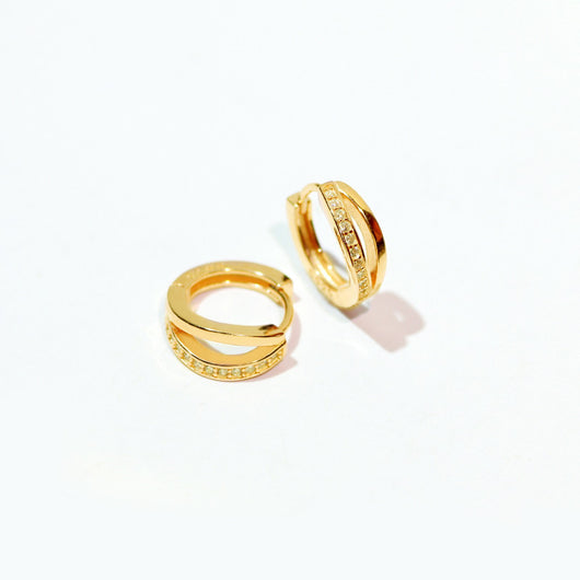 Aretes de Plata Esterlina con Acabado Dorado - Diseño Moderno y Versátil - Image 5