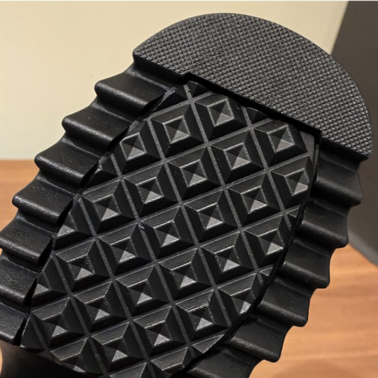 Botas Martin Estilo Británico con Suela Gruesa y Tejido para Mujer - Image 9