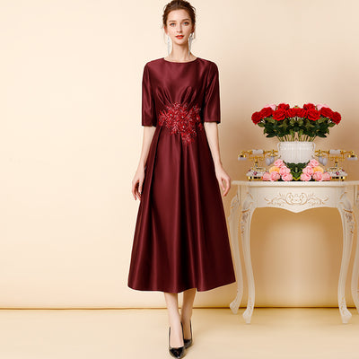 Vestido Slim Fit Elegante con Bordado Delicado - Image 2