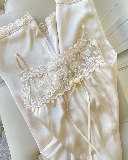 Cardigan Ondulado Multicapa con Encaje y Faja Integrada - Image 13
