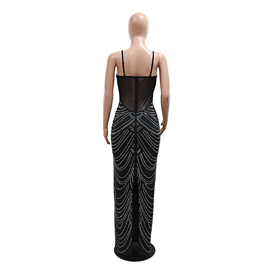 Vestido de Noche con Cuentas de Espuma y Tirantes Brillantes - Image 8
