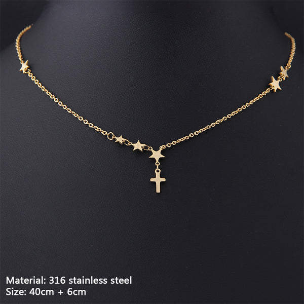 Collar de Cadena Clavícula con Cruz y Perlas Dorado - Image 2