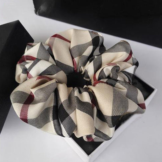 Diadema Gruesa de Tela Escocesa para Recogidos y Peinados Elegantes