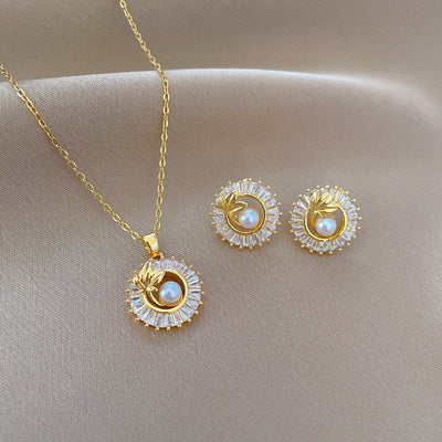 Conjunto de Joyería Elegante: Collar, Anillo y Aretes con Hojas y Cristales - Image 4